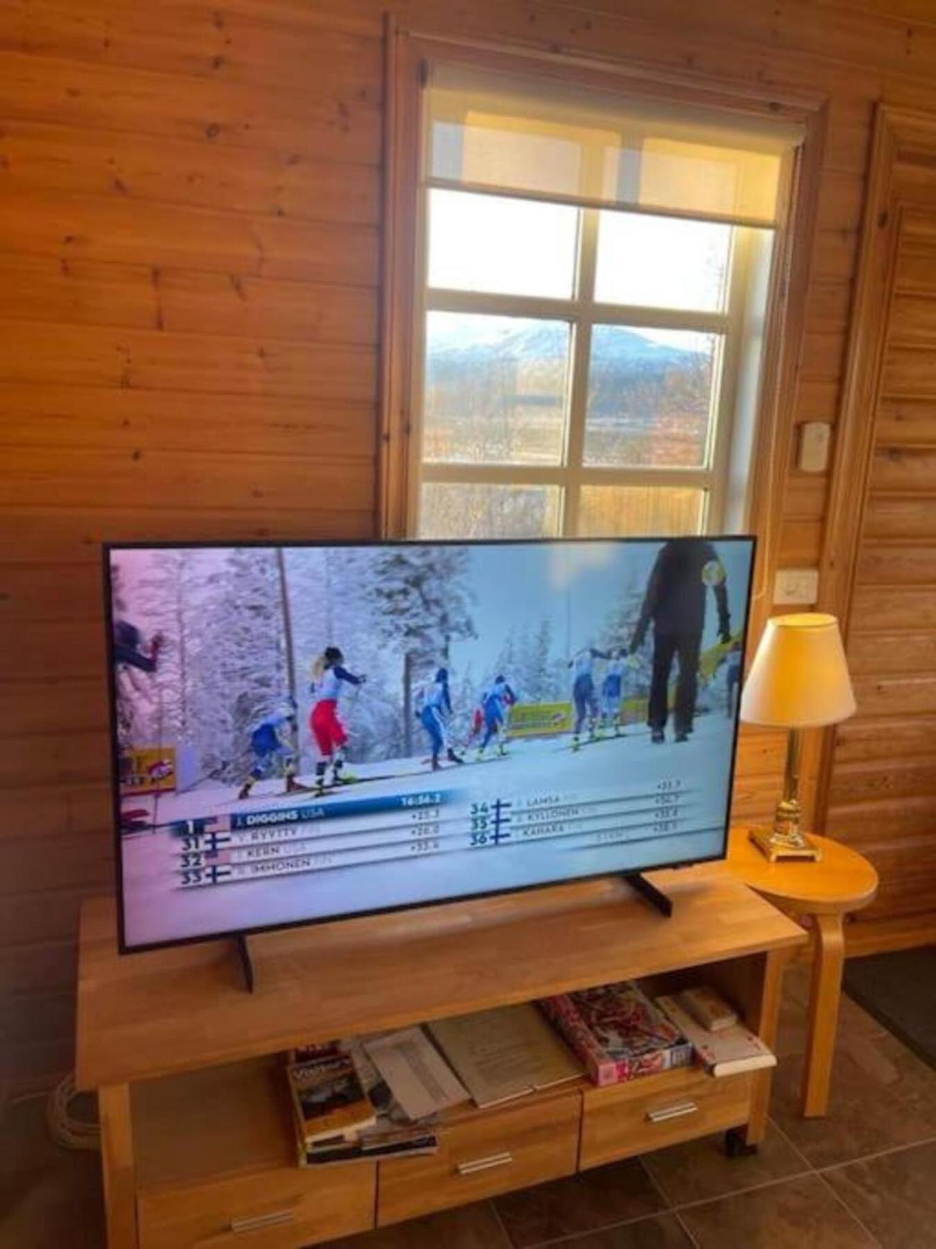 Cozy 2 Bedroom Cottage With Hot Tub Akureyri Kültér fotó