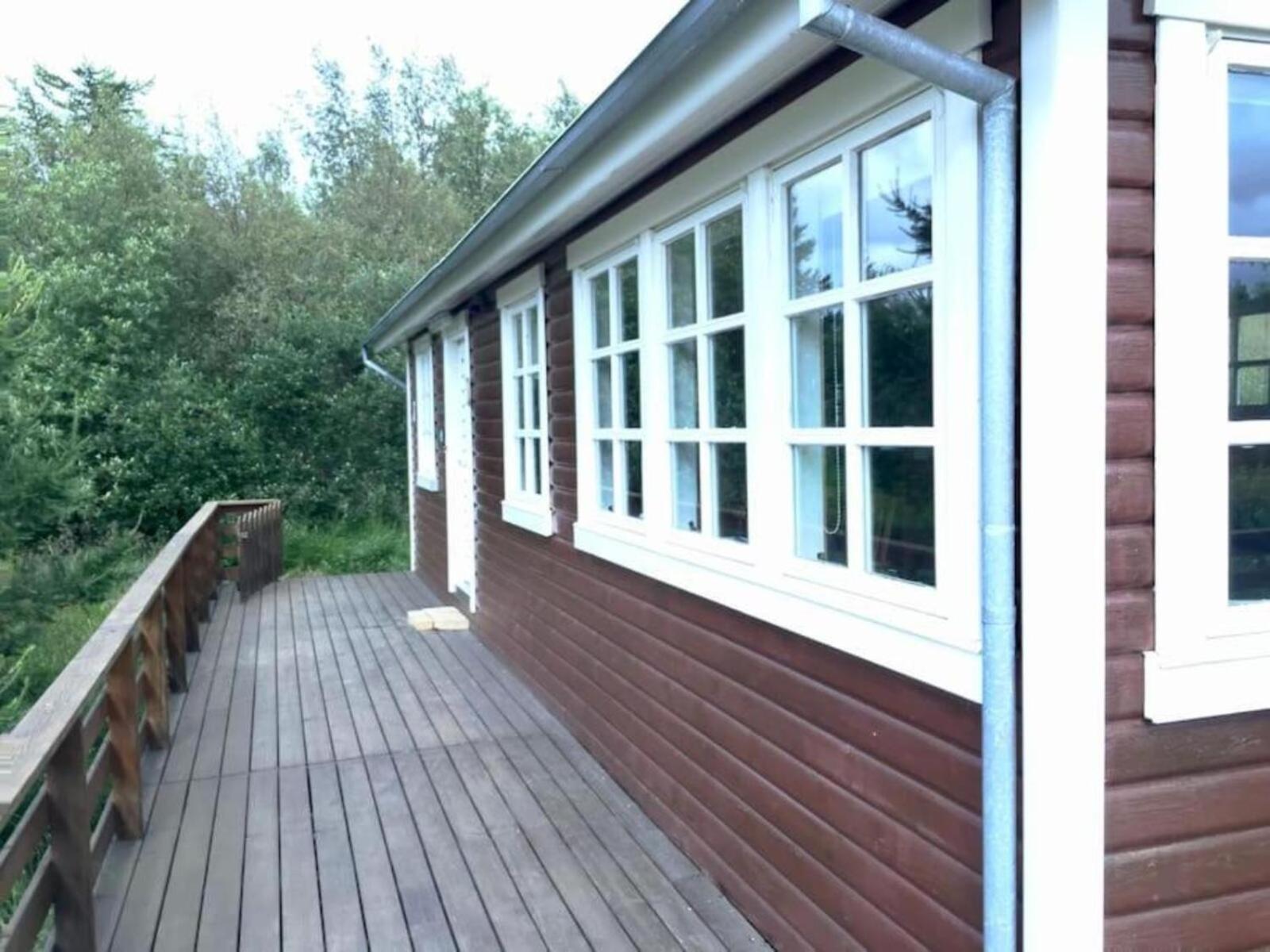 Cozy 2 Bedroom Cottage With Hot Tub Akureyri Kültér fotó