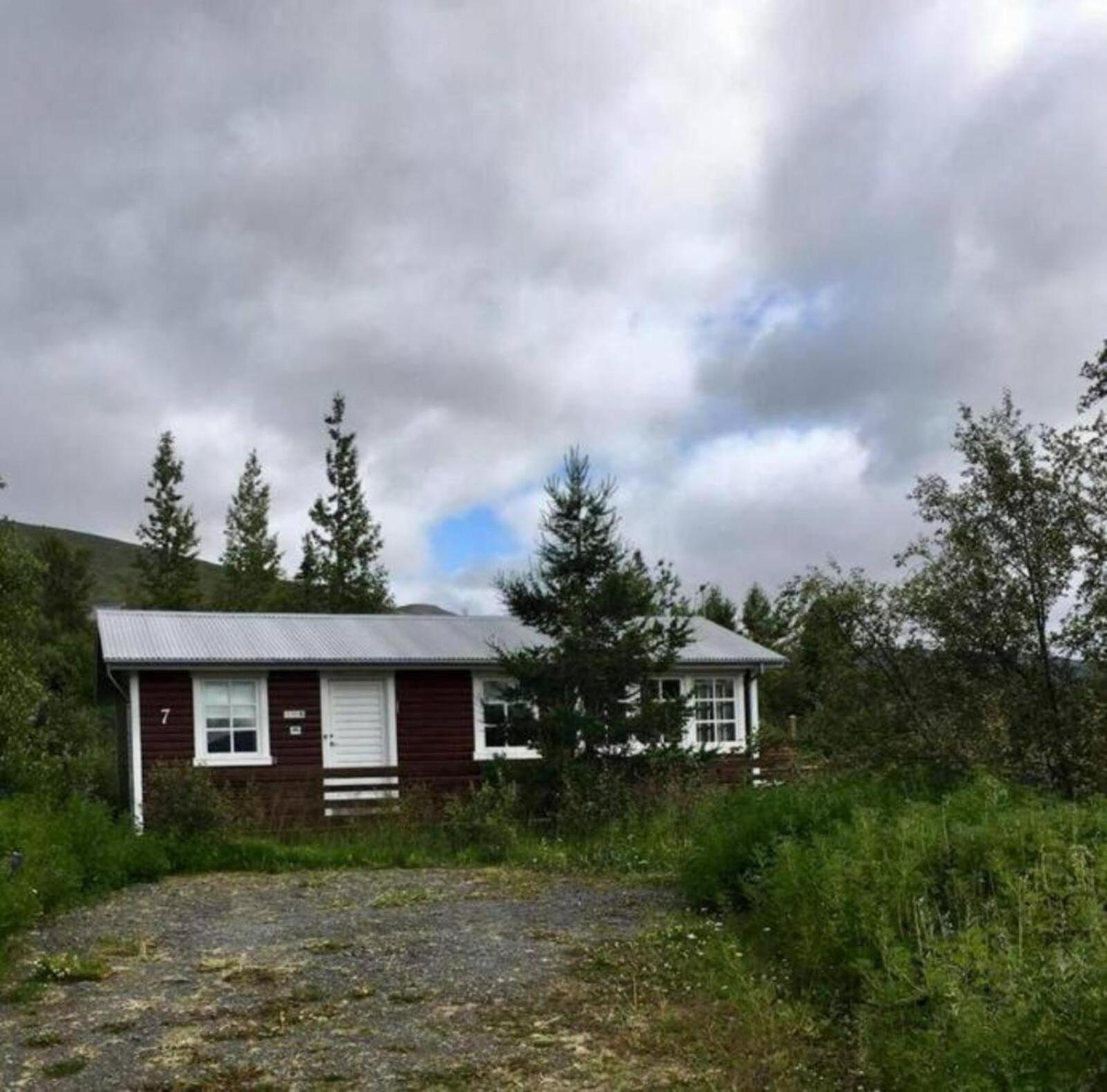 Cozy 2 Bedroom Cottage With Hot Tub Akureyri Kültér fotó